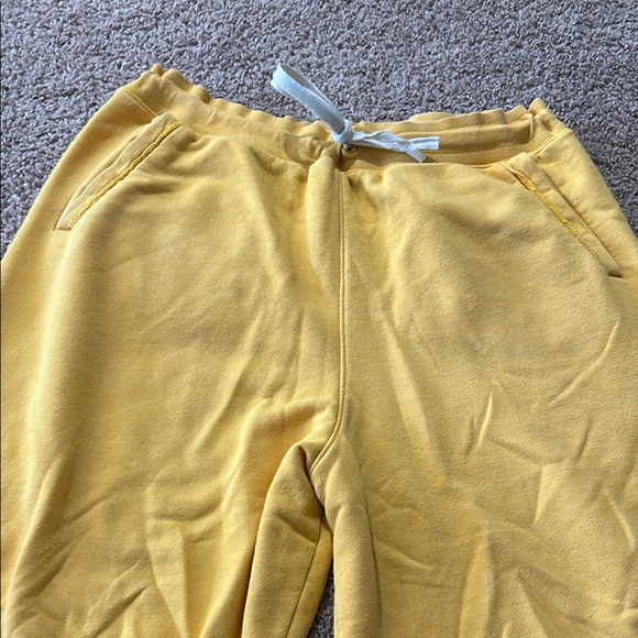 Nike Men's Yellow Shorts - Picture 3 of 5